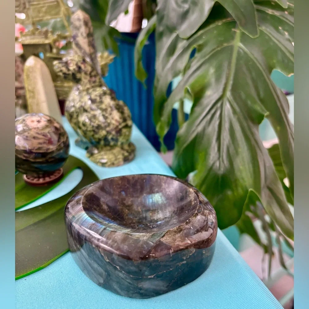 Labradorite bowl - Picture 4 of 7